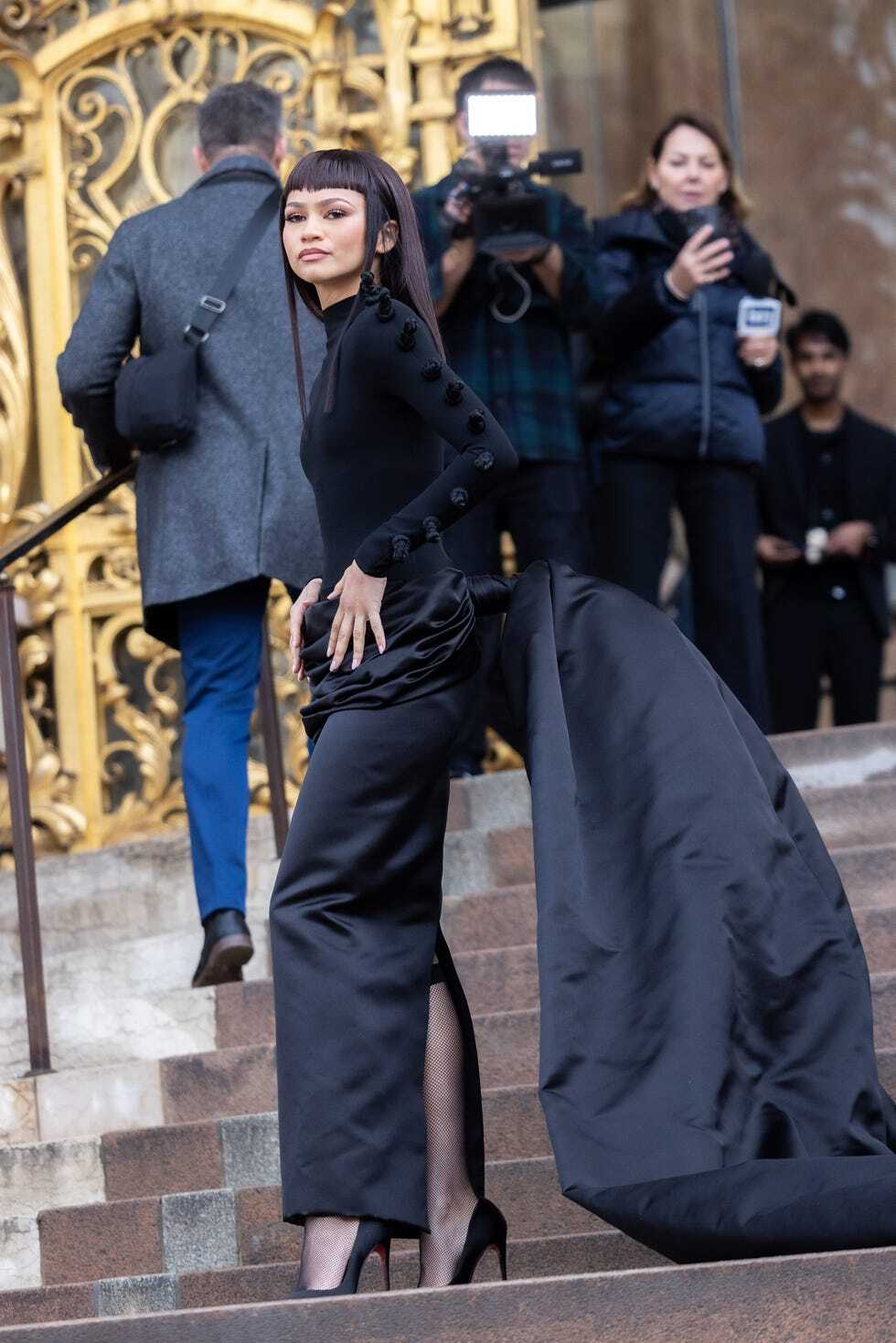 От звезды Disney до сопредседательницы Met Gala: эволюция стиля Зендеи (фото 134)