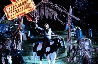 It's showtime: почему вам стоит пересмотреть «Битлджуса» и увидеть сиквел (фото 4)