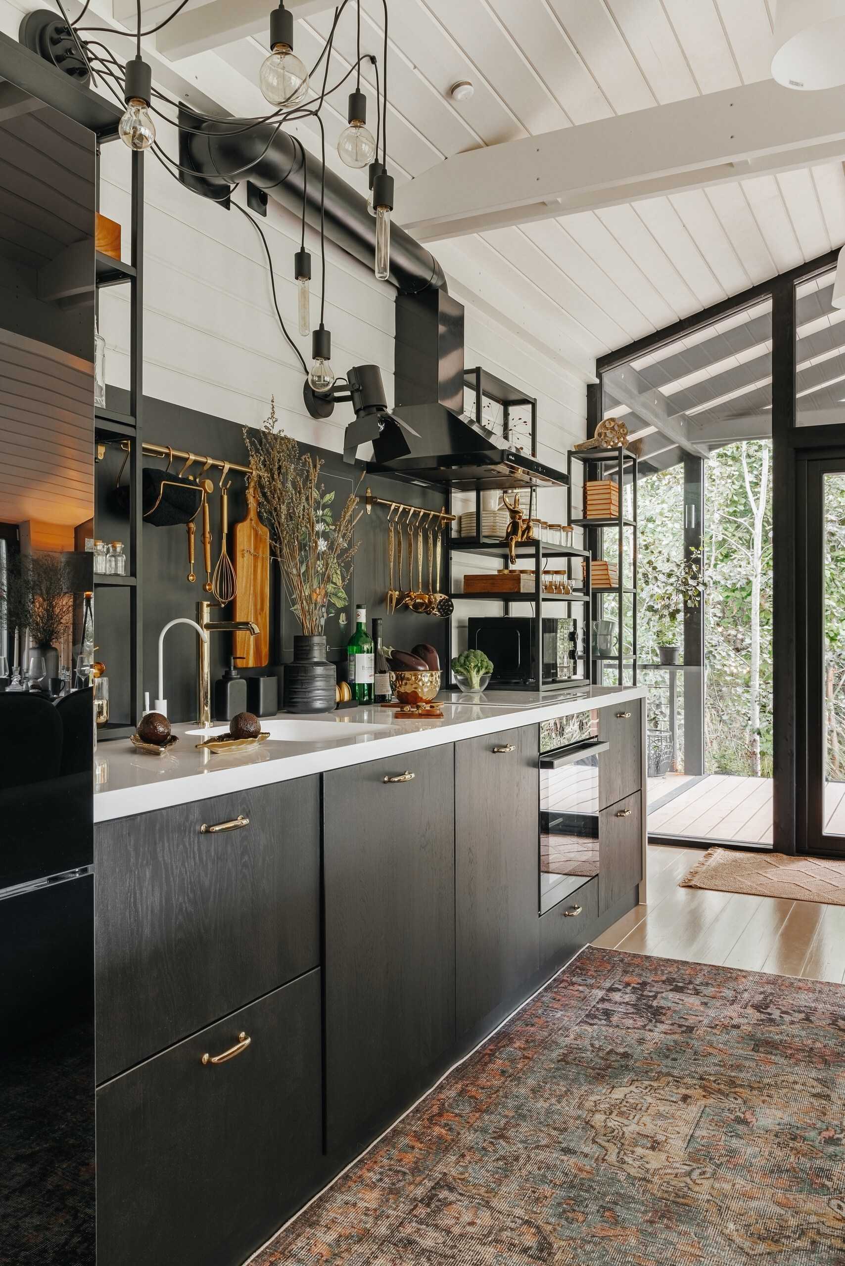 Маркет дизайнеров, модный дом и лимитированные новинки: 10 причин посетить СТОКМАНН (фото 33)