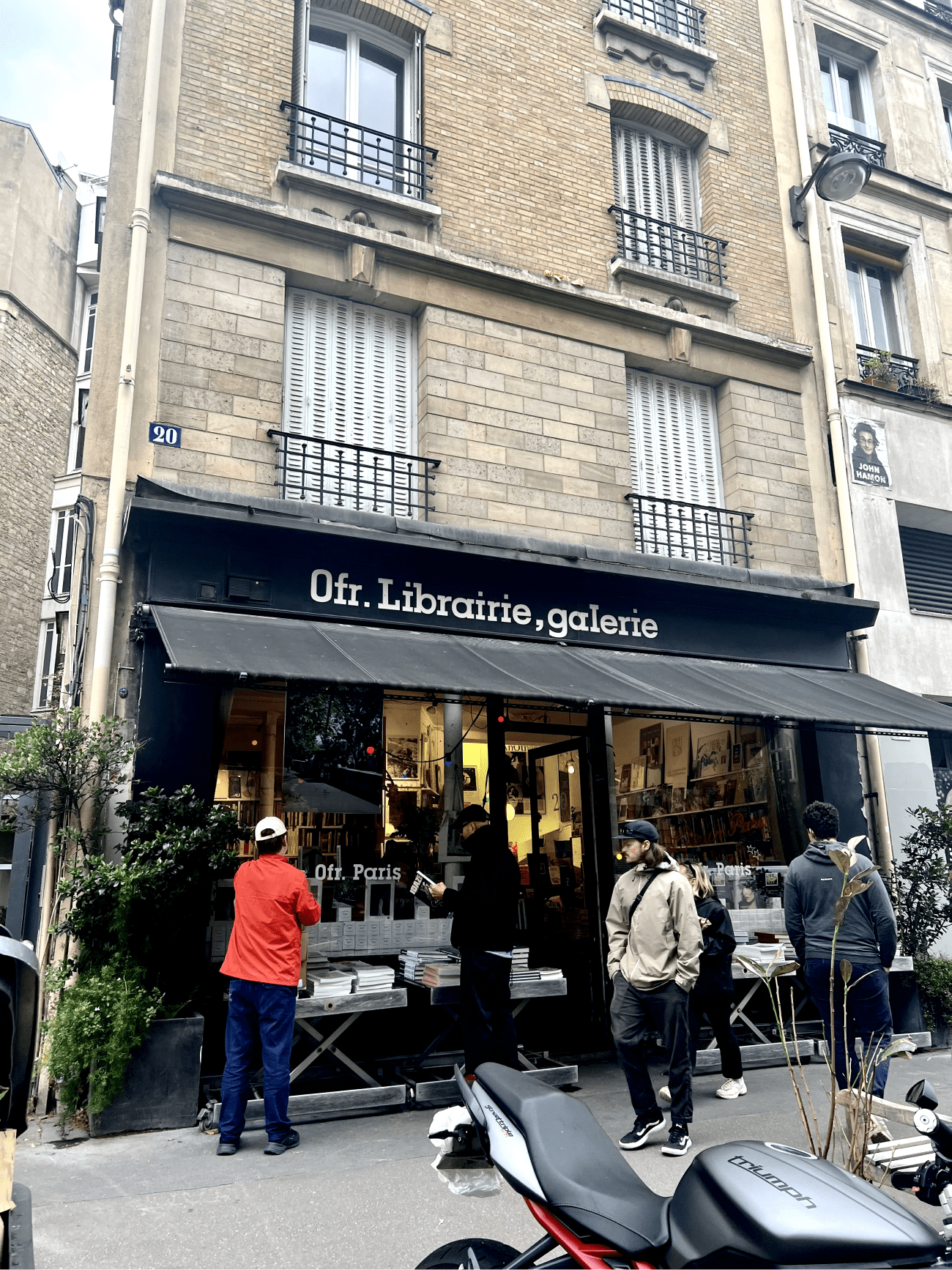 Дебют Luis De Javier и первый показ Dries Van Noten без Дриса: чем запомнилась Неделя моды в Париже продюсеру BURO. Полине Влади (фото 17)