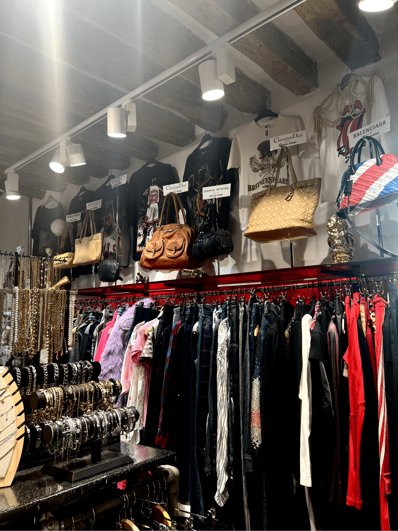 Дебют Luis De Javier и первый показ Dries Van Noten без Дриса: чем запомнилась Неделя моды в Париже продюсеру BURO. Полине Влади (фото 15)