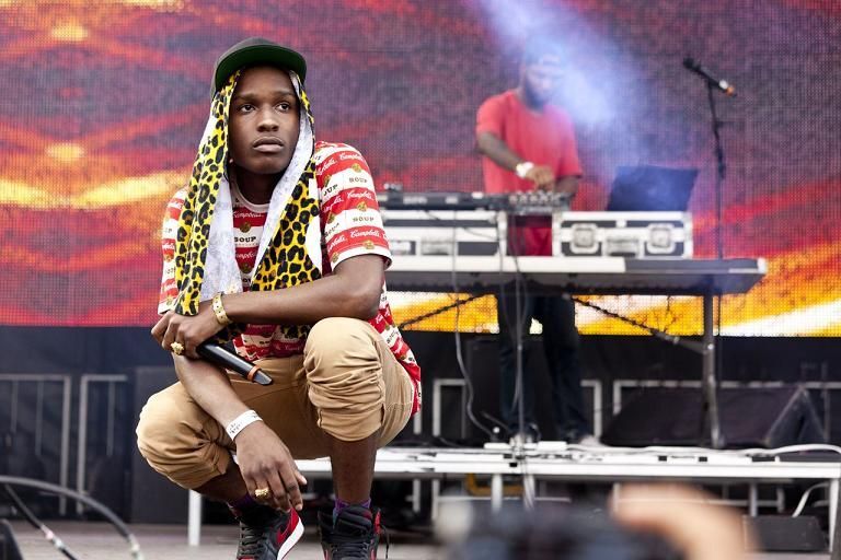 «Fashion Killa»: эволюция стиля A$AP Rocky — главного трендсеттера хип-хоп-индустрии (фото 13)