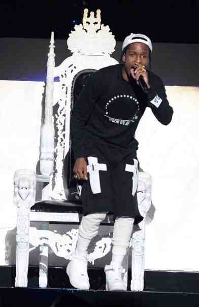 «Fashion Killa»: эволюция стиля A$AP Rocky — главного трендсеттера хип-хоп-индустрии (фото 19)