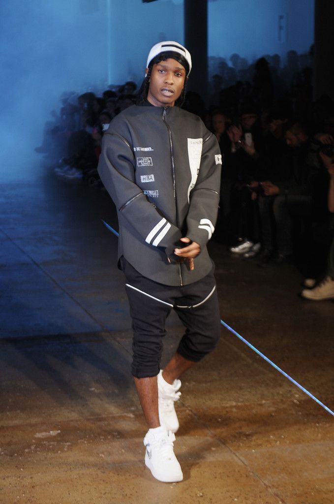 «Fashion Killa»: эволюция стиля A$AP Rocky — главного трендсеттера хип-хоп-индустрии (фото 21)