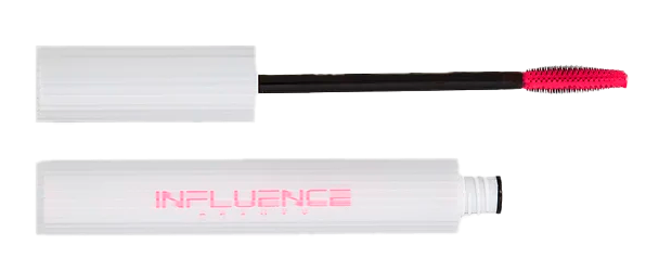 Black mascara is dead: тренд на цветную тушь — носим как Лила Мосс, Джулия Фокс и Доджа Кэт (фото 44)