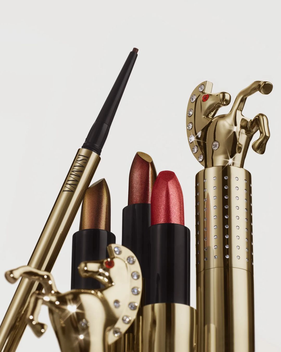 Исамайя Френч: что нужно знать о трендсеттере бьюти-индустрии и экспериментальной визажистке (фото 54)