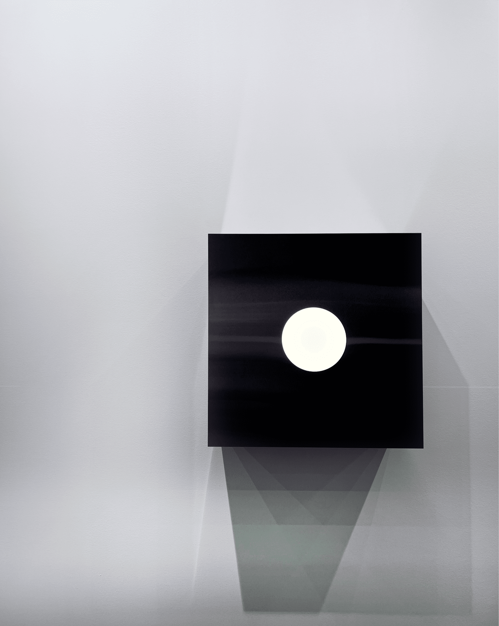 Ruarts, fābula и 3L Gallery: 7 стендов-фаворитов ярмарки Cosmoscow 2024 — выбор BURO. (фото 70)