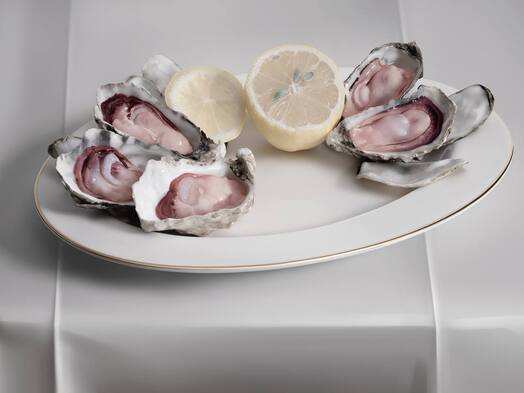 Ruarts, fābula и 3L Gallery: 7 стендов-фаворитов ярмарки Cosmoscow 2024 — выбор BURO. (фото 41)