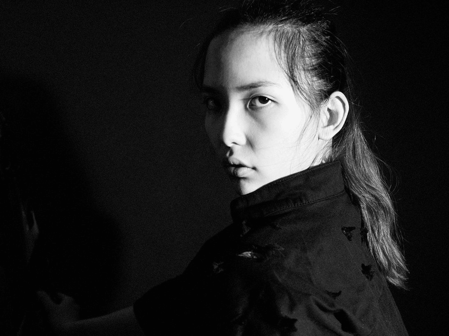 Ruarts, fābula и 3L Gallery: 7 стендов-фаворитов ярмарки Cosmoscow 2024 — выбор BURO. (фото 44)