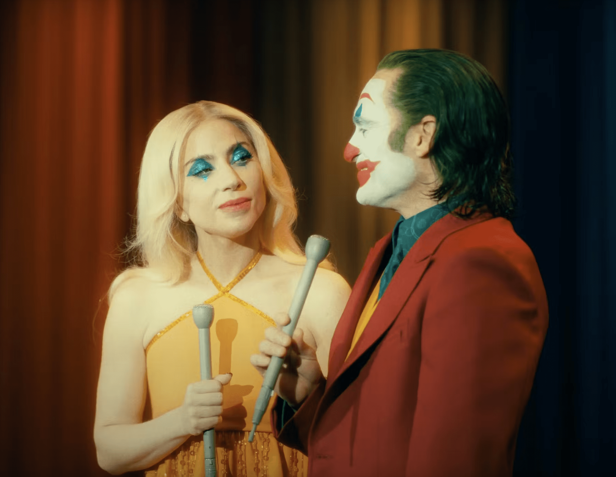 Делорес из «Битлджуса», Харли Квин и куклы Maison Margiela: туториал по самым актуальным мейкам на Хэллоуин (фото 37)