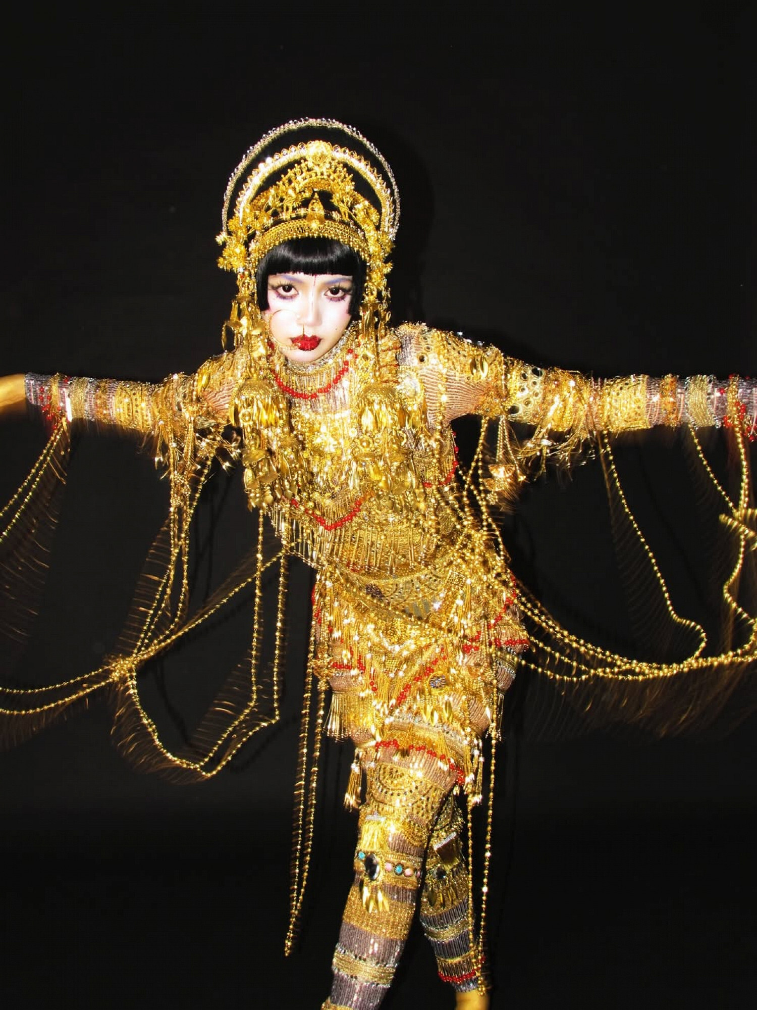 Барби Кайли Дженнер и принцесса Кайл Маклоклен: образы звезд на Хэллоуин с 2000 по 2025 год (фото 140)