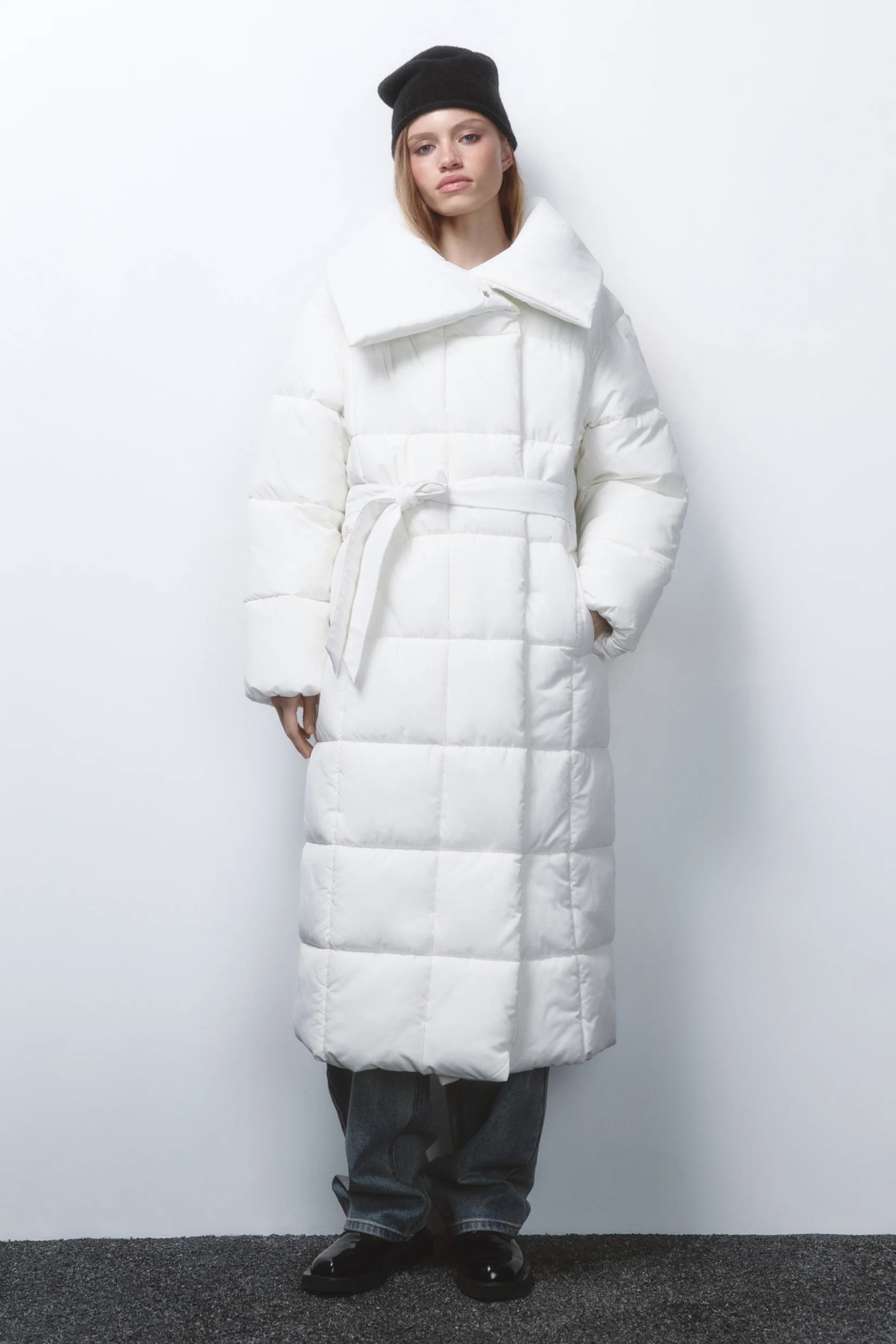 Нам не приснилось. 20 модных пуховиков-одеял — и все от российских брендов (фото 26)