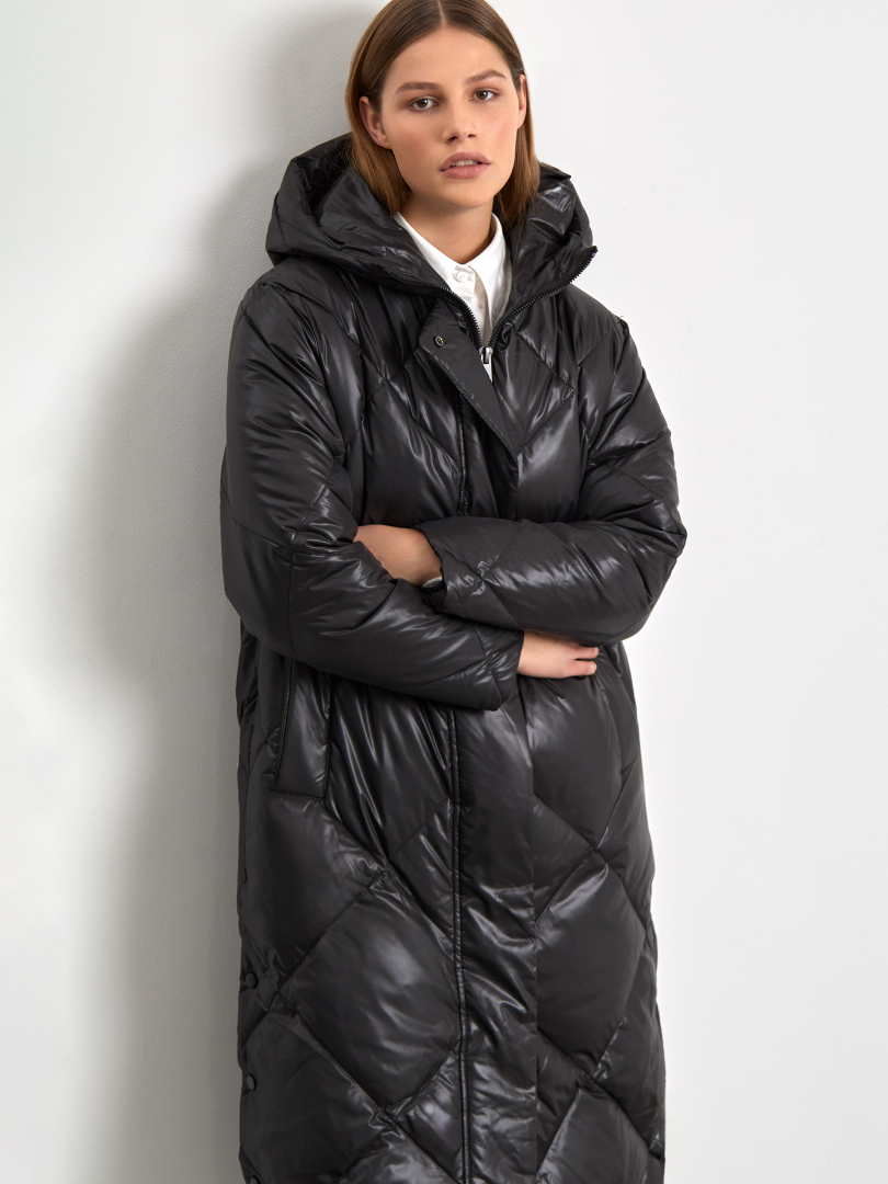 Нам не приснилось. 20 модных пуховиков-одеял — и все от российских брендов (фото 36)