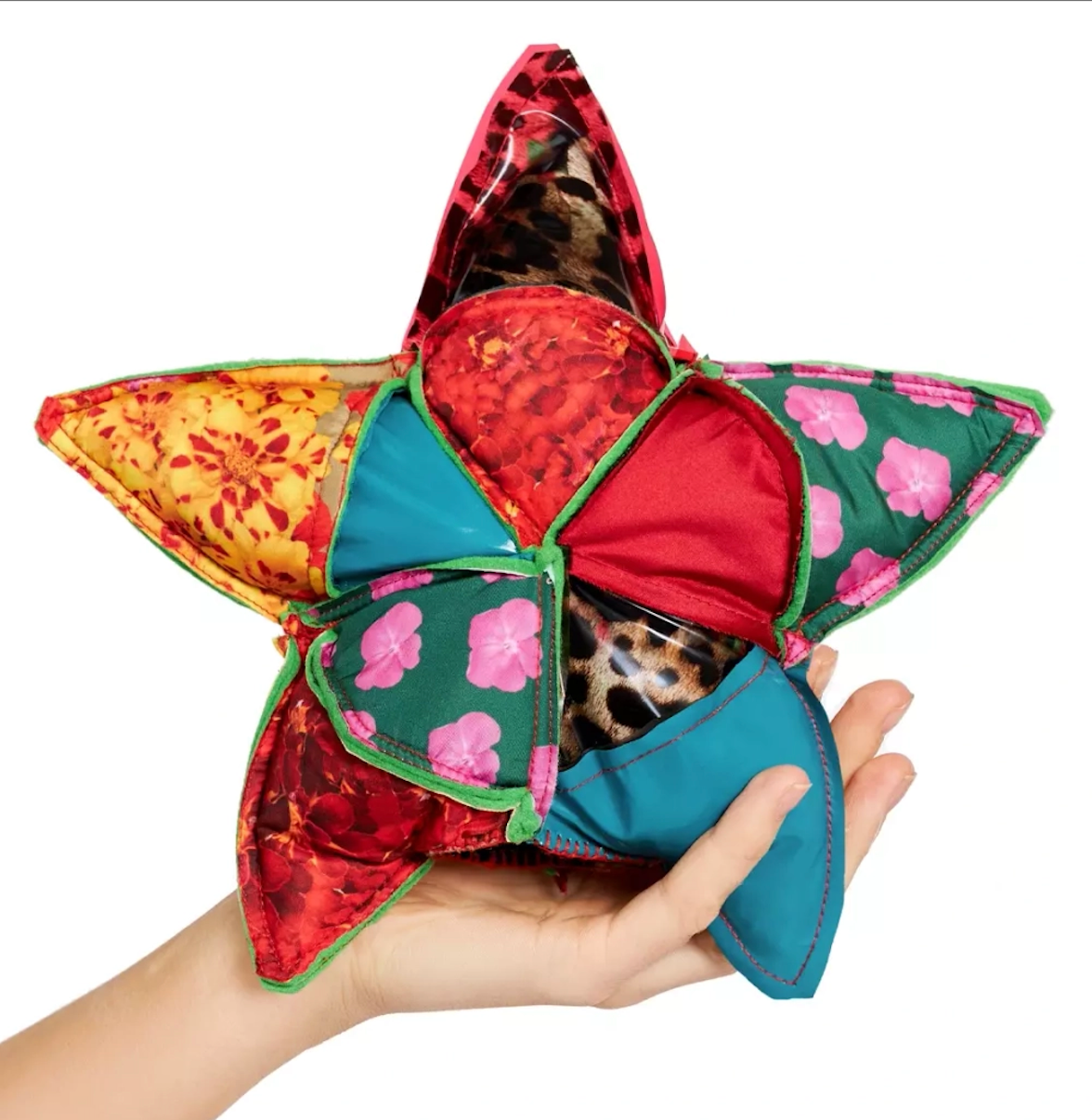 Как украсить дом к новому году? Подсмотрите в виртуальной гостиной BURO. (фото 110)