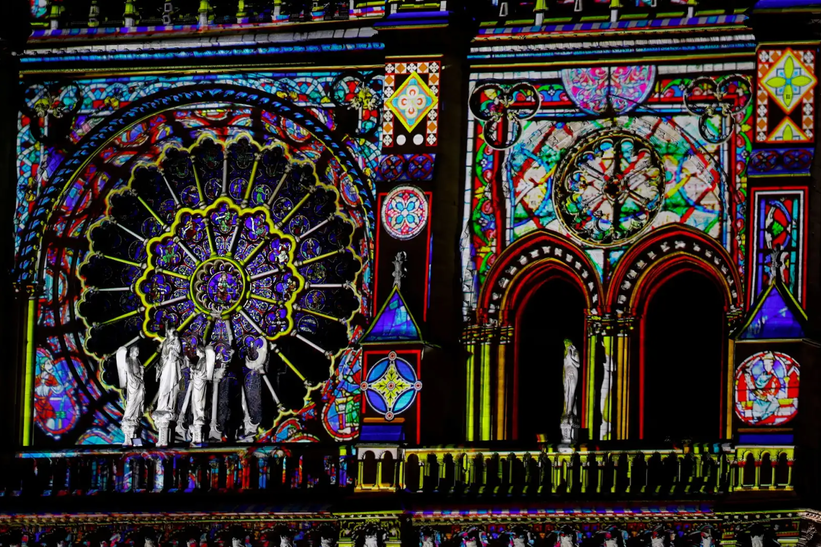 Торжественная месса и благодарность пожарным: как прошло открытие Нотр-Дама после пятилетней реставрации — в 20 фото (фото 28)