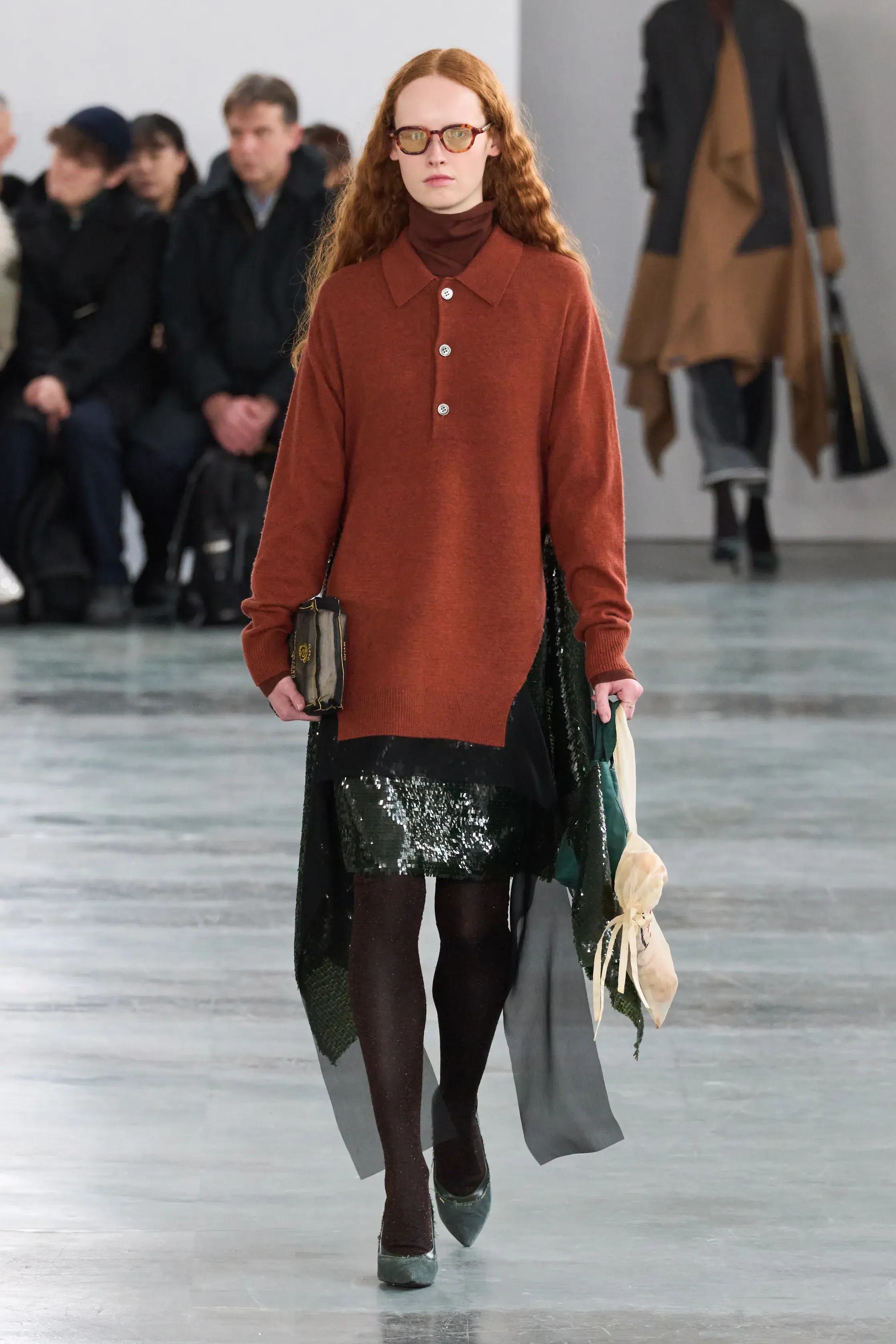 Saint Laurent, Miu Miu и Undercover: лучшие подиумные коллекции 2024 года. Выбор авторов тг-каналов (фото 17)