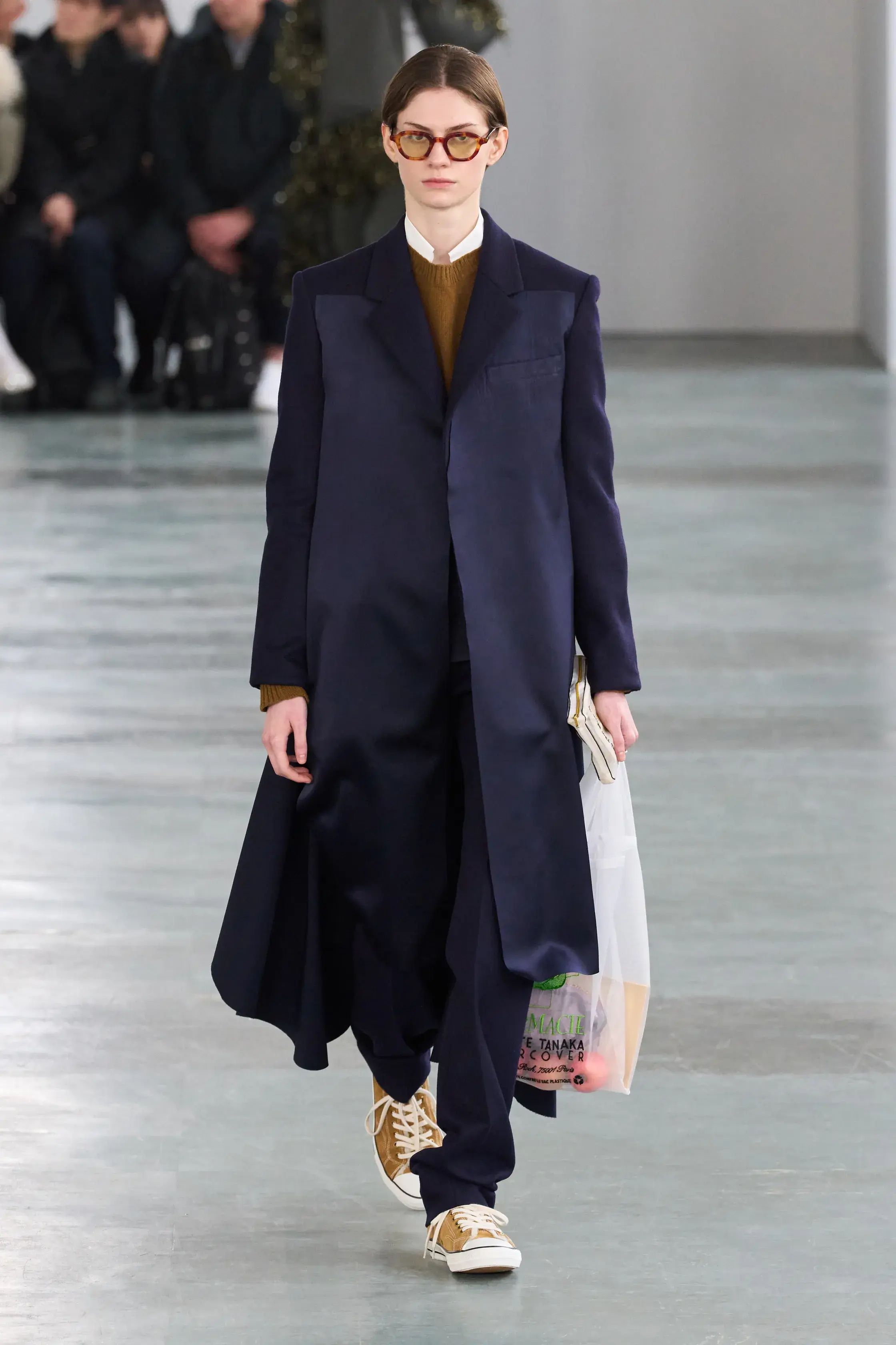 Saint Laurent, Miu Miu и Undercover: лучшие подиумные коллекции 2024 года. Выбор авторов тг-каналов (фото 20)