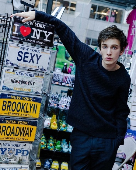 Лука Гуаданьино, Charli XCX, Зендея, Джереми Аллен Уайт и еще 15 лиц 2024 года (фото 64)