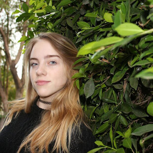 Bad Girl: феномен Билли Айлиш — певицы, экоактивистки и главного кумира молодежи (фото 11)