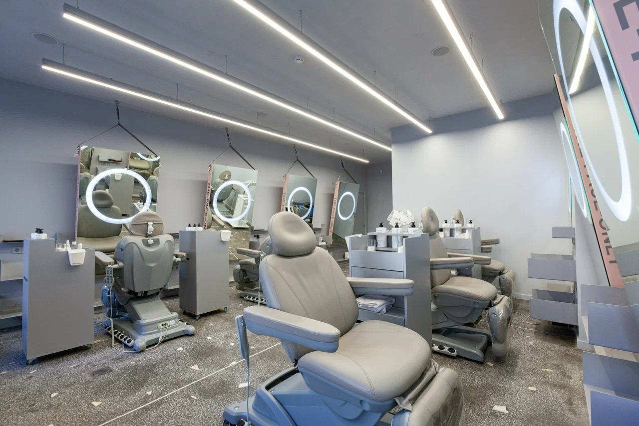 Новости салонов и клиник. Стрижка и уход для волос, чистка лица и авторский массаж (фото 28)