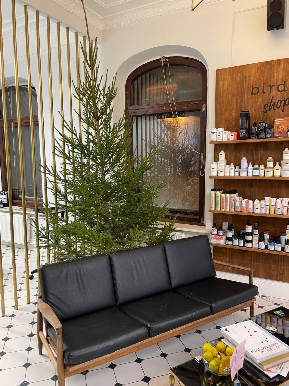 Новости салонов и клиник. Стрижка и уход для волос, чистка лица и авторский массаж (фото 20)