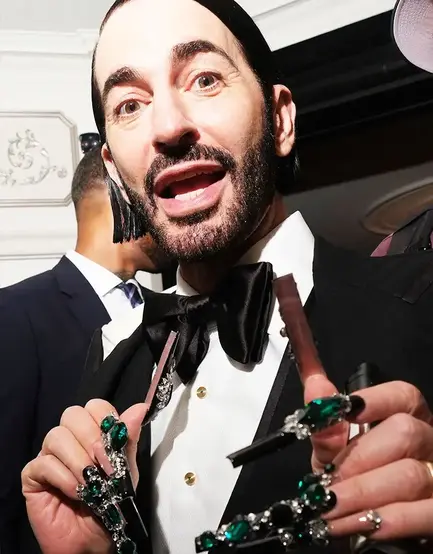 Final test: вспоминаем главные бьюти-события 2024 года в квизе (фото 11)