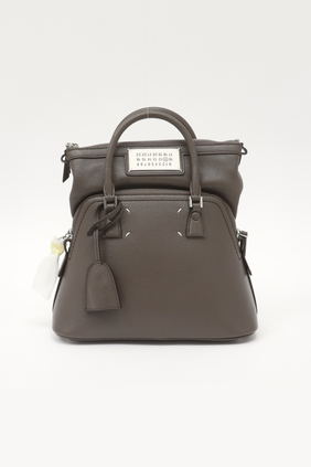 Свитер Dries Van Noten и туфли Miu Miu: что покупают на распродажах стилисты, байеры и редакторы (фото 24)