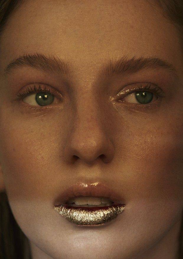 Goddess energy: тренд на золотой макияж греческой богини — носим как Хейли Бибер, Жизель Бундхен и Бекки Джи (фото 13)