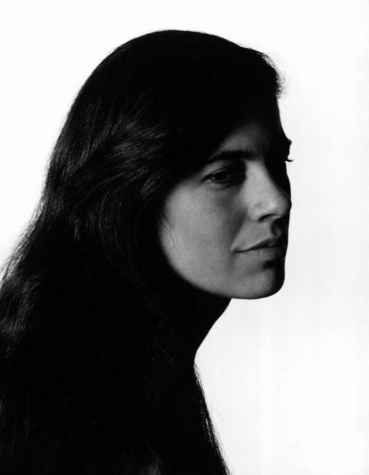 «У вкуса нет ни системы, ни доказательств»: модный манифест Сьюзен Сонтаг (фото 1)