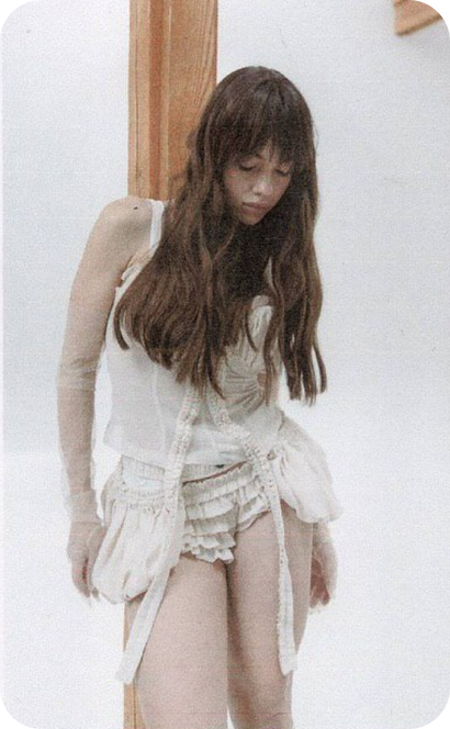 Спелая вишня, Медуза Горгона и принцесса в доспехах: что предсказывает Pinterest на 2025 год (фото 45)