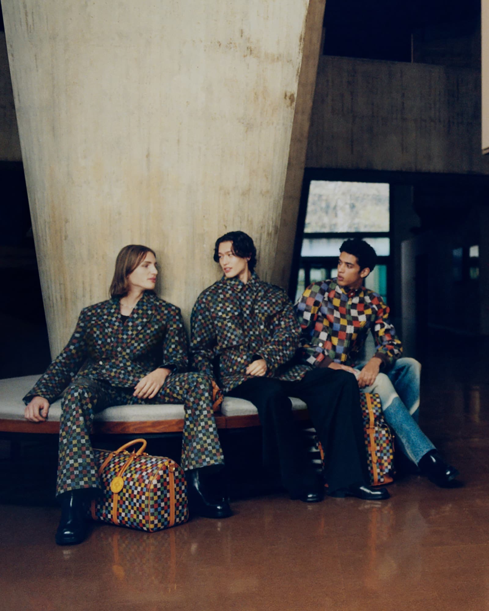 Дыхание южного ветра: практические советы на сезон из рекламных кампаний весна-лето 2025 (фото 23)