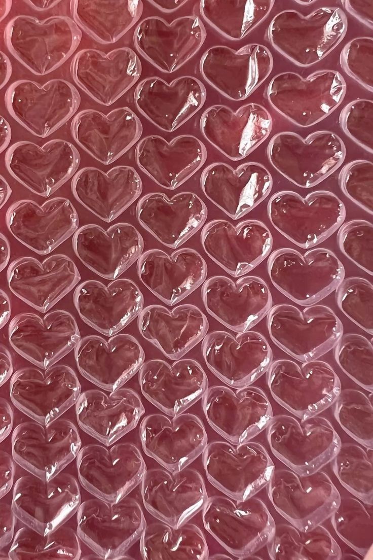 Dolled Up: тренд на кукольный макияж в День всех влюбленных — носим как Люси Бойнтон и Мэделин Петш (фото 3)