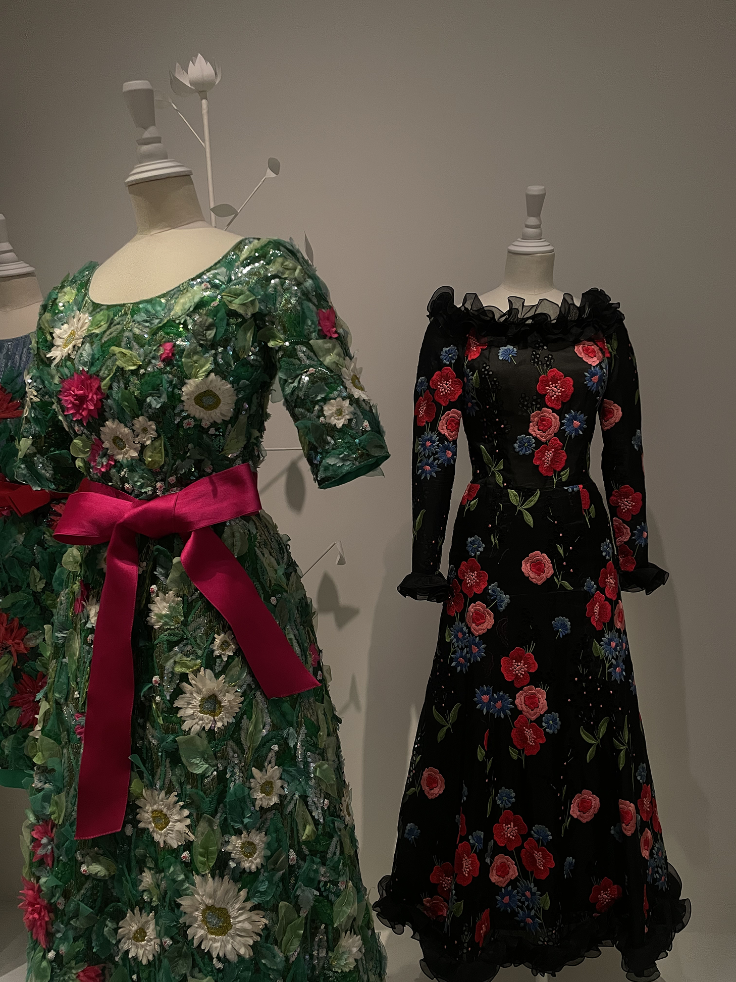 Вулканы Roberto Cavalli и первобытные инстинкты Prada: Неделя моды в Милане осень-зима 2025 глазами шеф-редактора BURO. (фото 57)