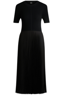 Ироничная футболка, красный кардиган и еще 48 модных вещей этого сезона — выбор BURO. (фото 8)