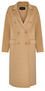 Ироничная футболка, красный кардиган и еще 48 модных вещей этого сезона — выбор BURO. (фото 18)