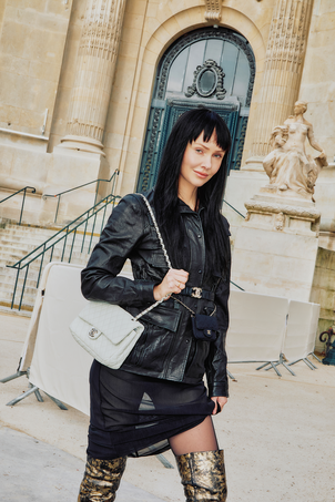 «Невидимые» сумки и женщины-воины: Неделя моды в Париже осень-зима 2025 глазами Ольги Карпуть (фото 35)