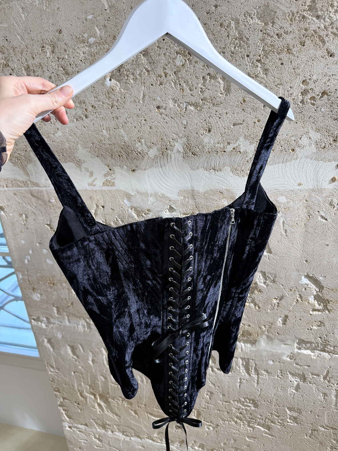 «Невидимые» сумки и женщины-воины: Неделя моды в Париже осень-зима 2025 глазами Ольги Карпуть (фото 21)