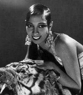 Главный бьюти-тренд Met Gala 2025 — укладка Kiss Curls, как у Дуа Липы и Сидни Суини. Туториал от стилистов (фото 4)