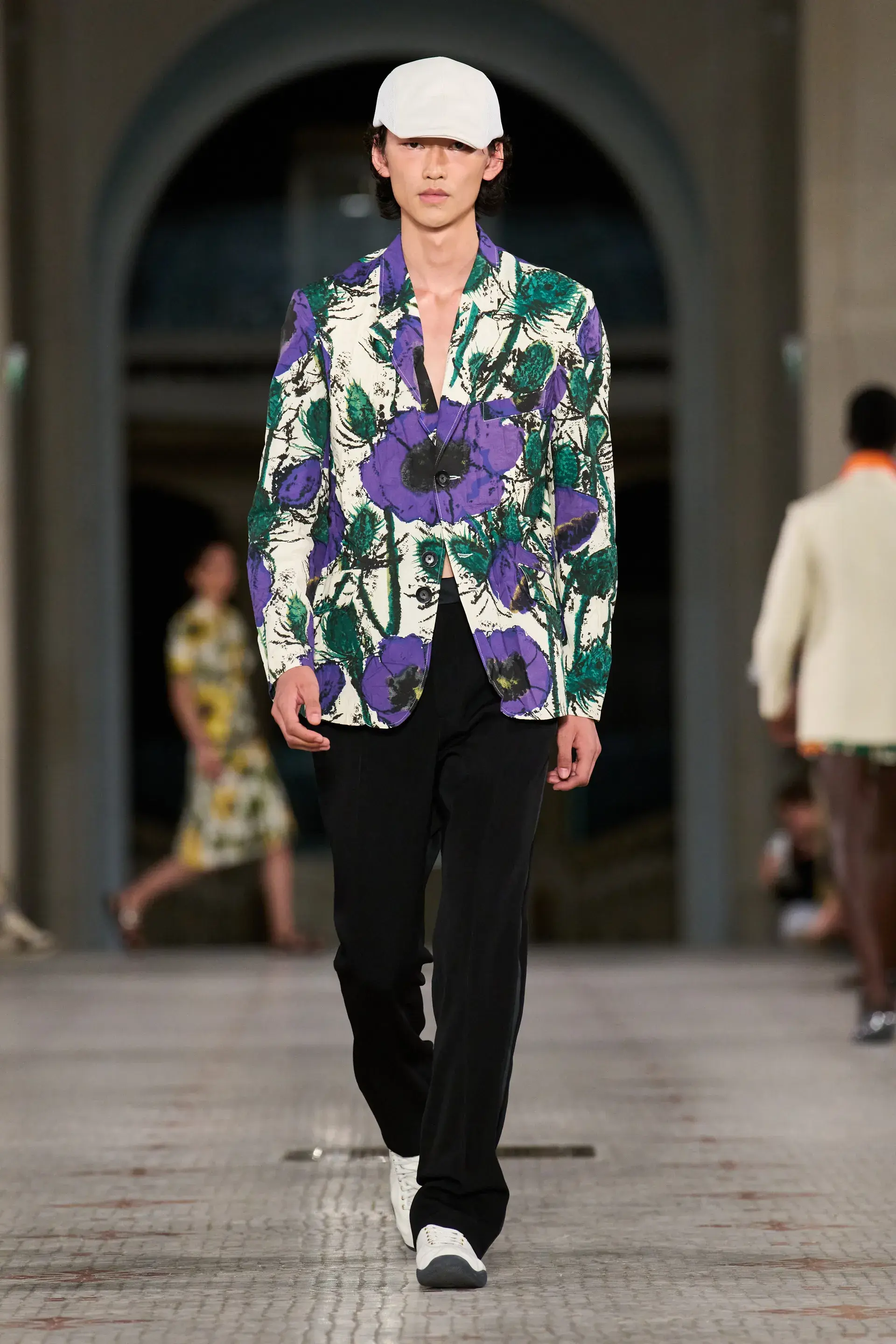 Горох, виши и питон: главные принты 2025-2026 (фото 41)