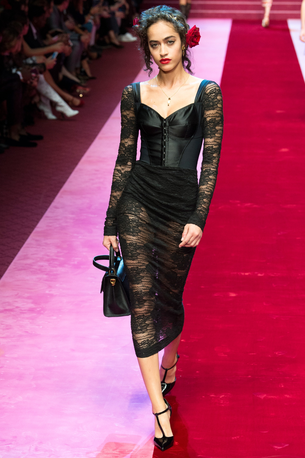 Сицилия, леопард, кресты и католические символы: Dolce&Gabbana — 40 лет (фото 30)