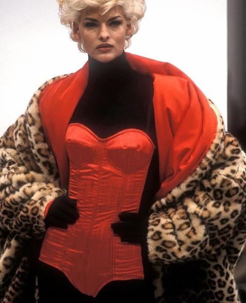 Сицилия, леопард, кресты и католические символы: Dolce&Gabbana — 40 лет (фото 42)