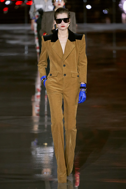 Дизайнер, дочь великого художника и муза Сен-Лорана: почему нам нравится Палома Пикассо (фото 28)