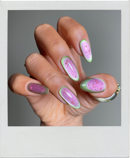 Глянцевые, «надутые» и «мыльные» ногти: главные тренды маникюра на лето 2025 (фото 18)