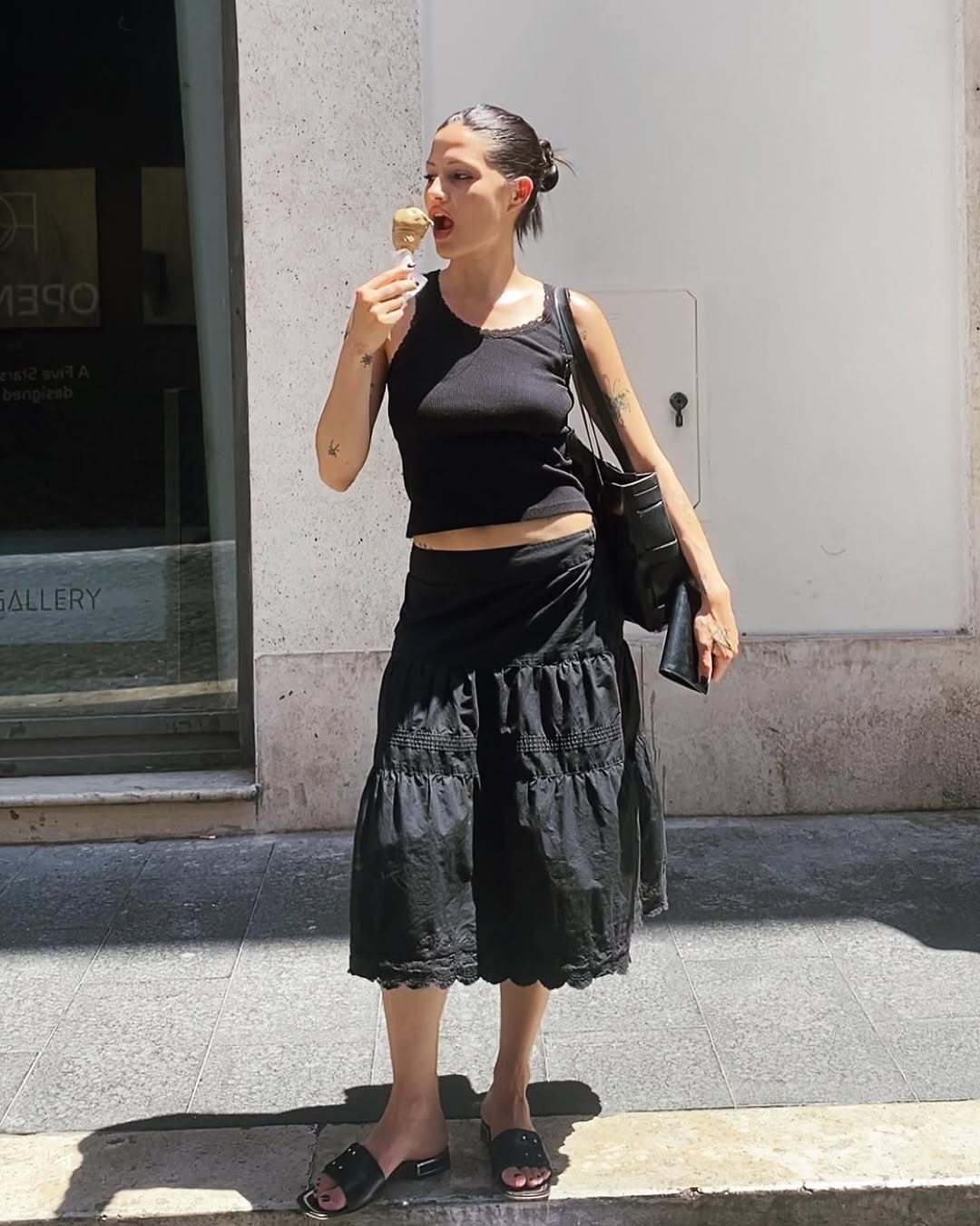 Габриетт — 28! Собираем образы в стиле королевы succubus chic (фото 64)