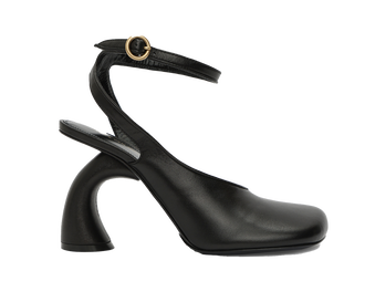 Габриетт — 28! Собираем образы в стиле королевы succubus chic (фото 24)