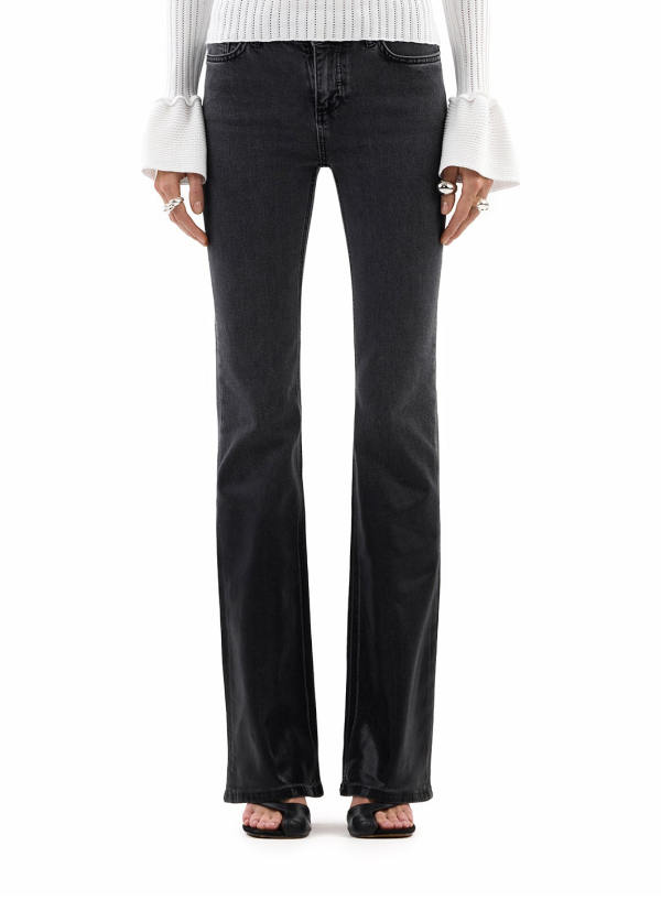 Слим и скинни: 15 узких джинсов для приближающейся осени (фото 16)