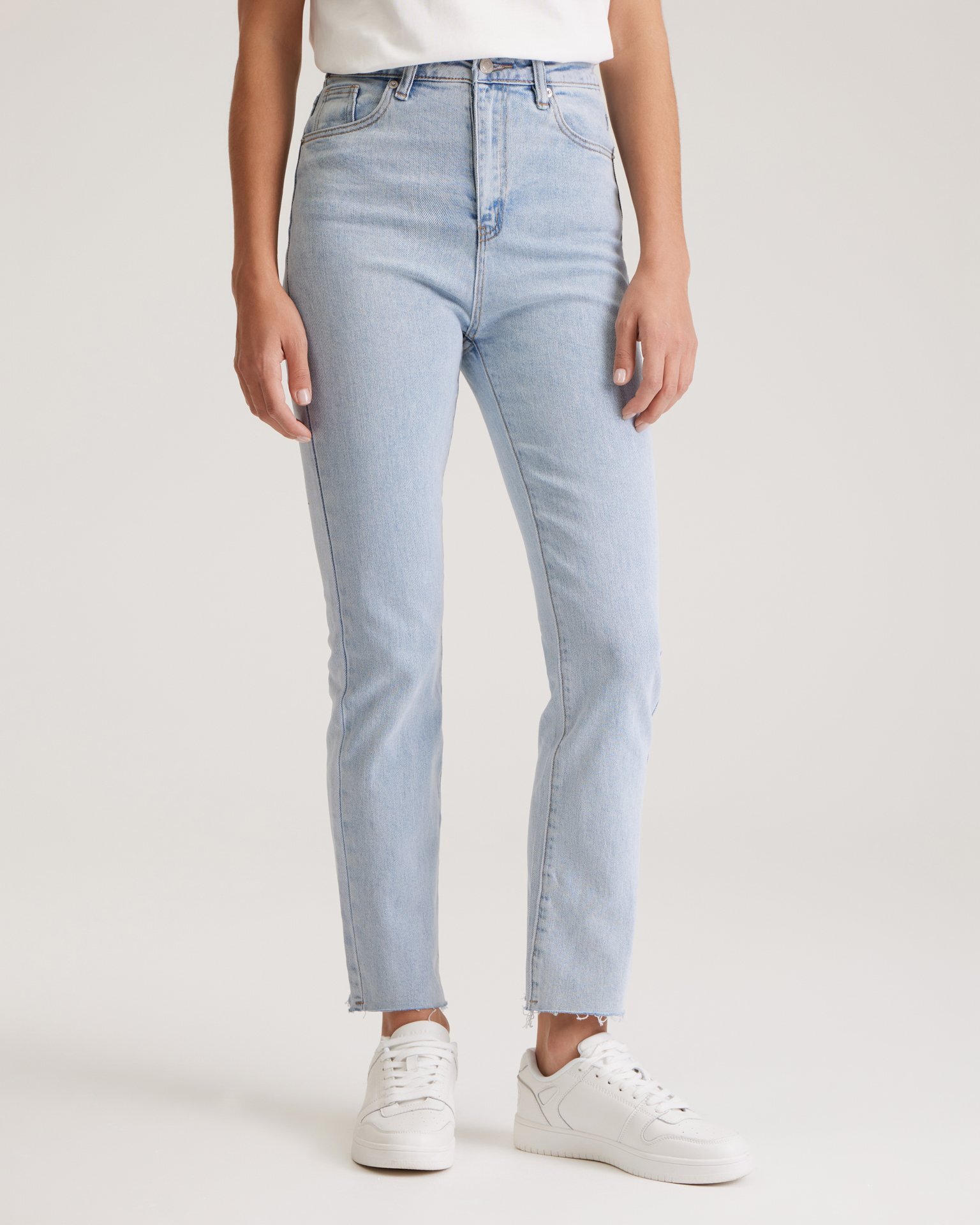 Слим и скинни: 15 узких джинсов для приближающейся осени (фото 14)