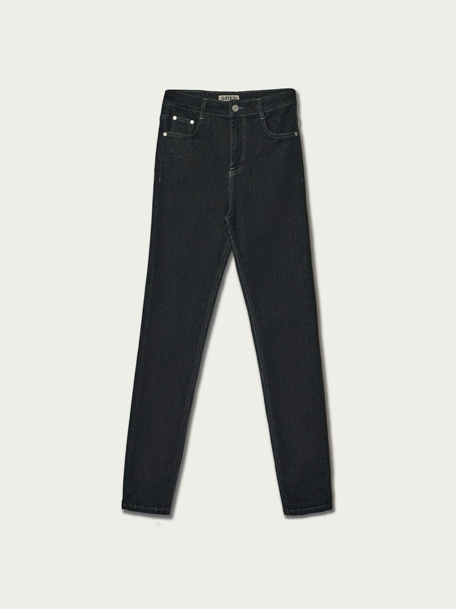 Слим и скинни: 15 узких джинсов для приближающейся осени (фото 20)