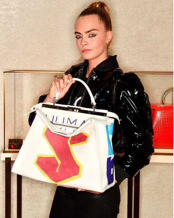 Fendi — 100 лет: от мастерской на Via del Plebiscito до шоу под Колизеем (фото 112)