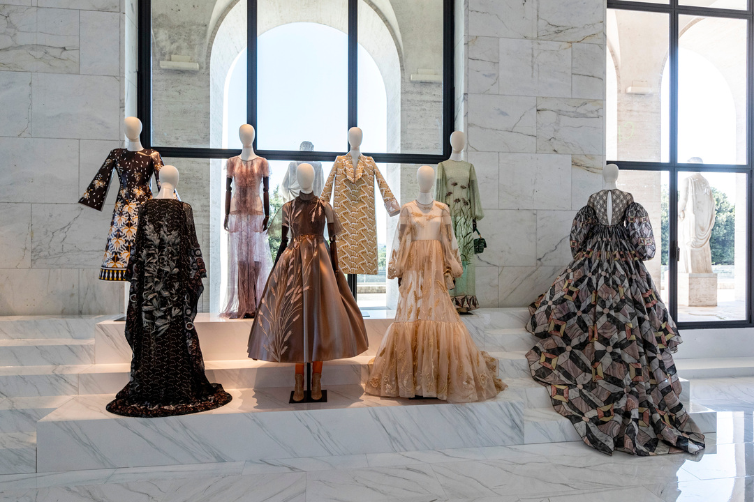 Fendi — 100 лет: от мастерской на Via del Plebiscito до шоу под Колизеем (фото 141)